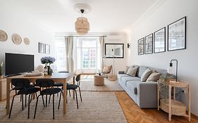 Neo Rooftop Home With Ac